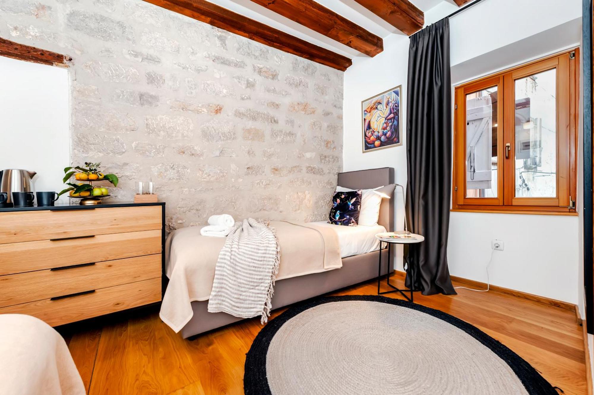 Noemi's Apartma *