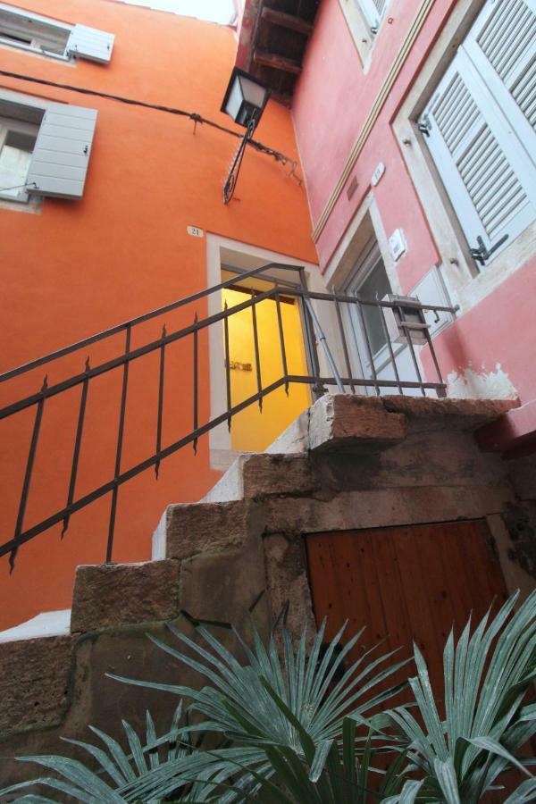 Noemi's Apartma *